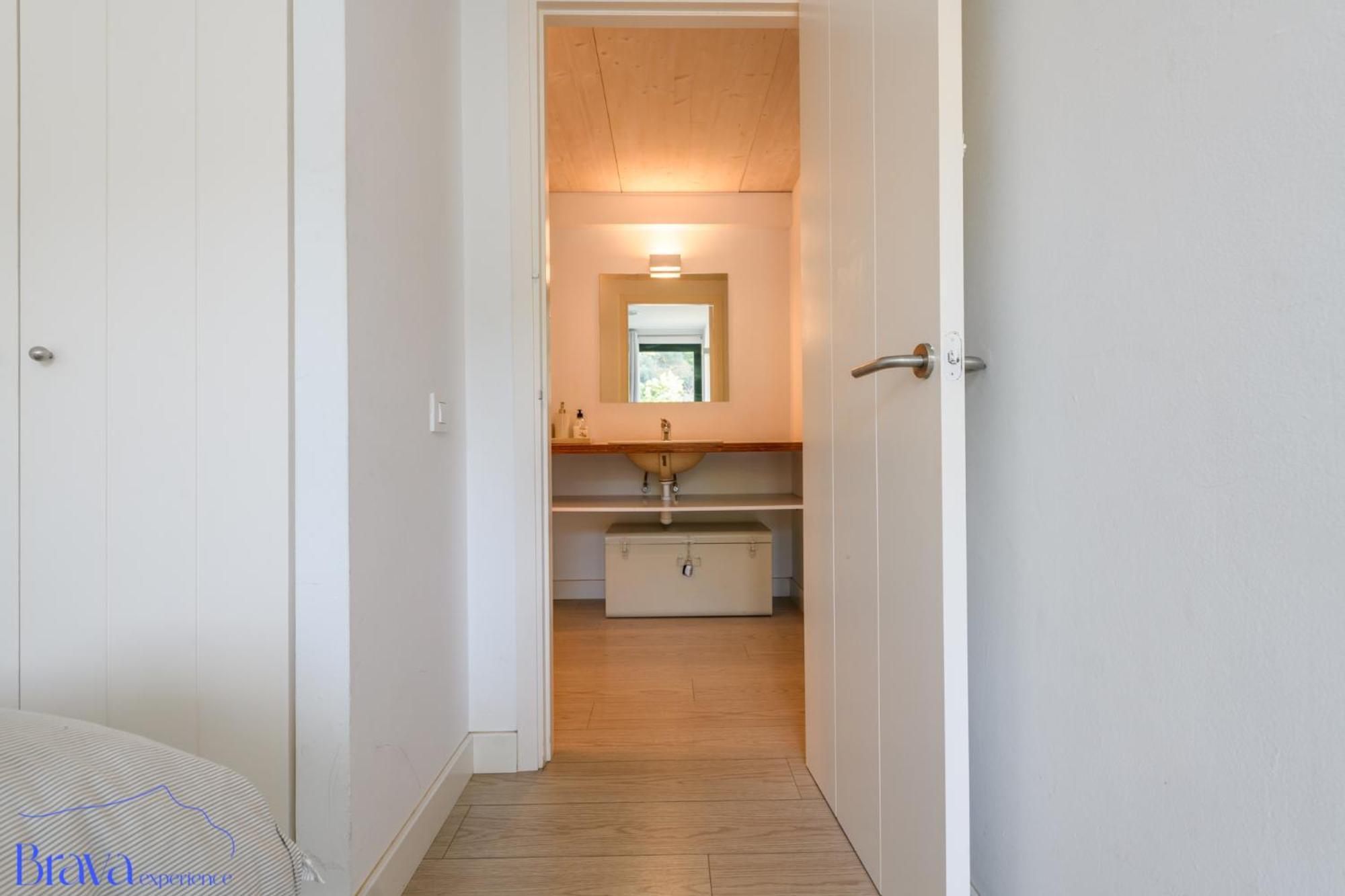 Duplex Sa Tarongeta - 5' Playa I Vistas I Terraza 20M2 I Ascensor I Equipado Apartment Кадакес Екстериор снимка